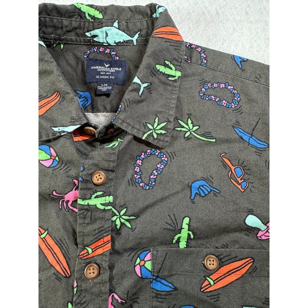 American Eagle Outfitters Large Classic Fit button down Luau Themed AEO Shark